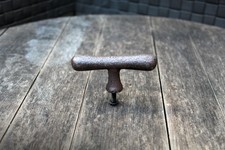 Möbelgriff T-Form Gusseisen