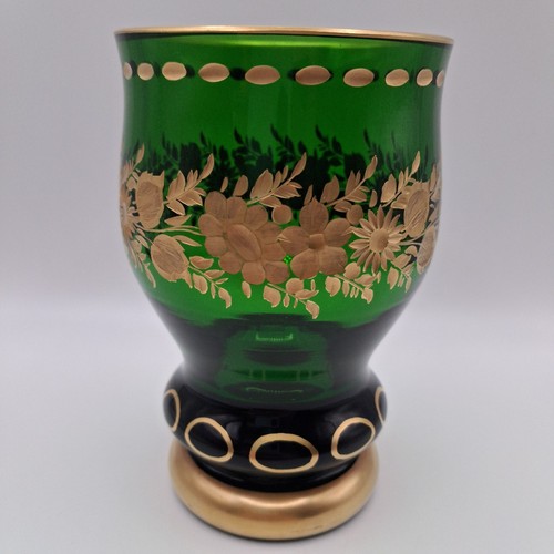 Antiker grüner glaspokal mit - grüner,