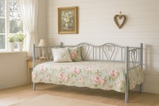 Daybed, Metallbett,  90x200 cm "Santi" mit Herzmotiv