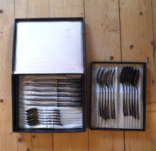 24 teiliges Smalcalda Lilie