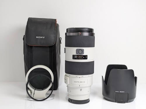 Sony 200mm 8 g - f/2.8, ssm