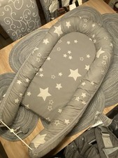 HANS NATUR Babynest Bio-Baumwolle, Kapok, Naturlatex Stern grau