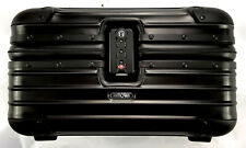 RIMOWA Topas Stealth Beauty
