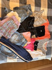 Kleidungspaket Mädchen Gr. 146/152, Kleider, Hosen, Oberteile, versch. Marken
