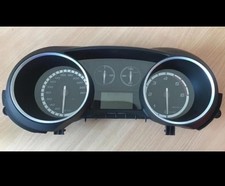 Kombiinstrument ALFA ROMEO GIULIETTA 2.0 Diesel 140ps 50521957