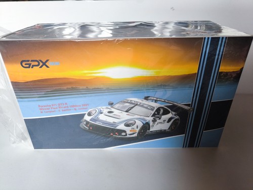 Spark porsche 911 gt3 r - 1:18,