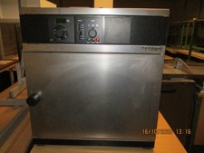 memmert trockenschrank UM 200