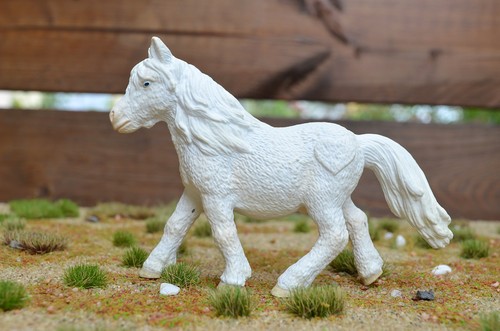 Schleich pferd repaint breyer - schleich,