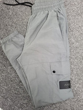 Avantgarde graue Hafen