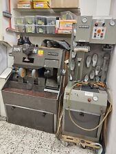 Schuhmacher Maschine, Ausputzmaschiene und Press Maschine in guter Zustand .