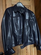 Schlangenleder Imitat Jacke Damen 38 lila