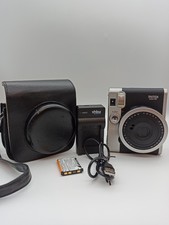 Fujifilm Instax Mini 90 Neo Classic Sofortbildkamera, Schwarz