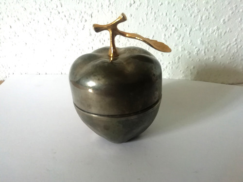 Altes döschen apfel form - döschen,