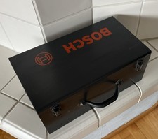 BOSCH - Elektro Handhobel PHO 20-82  710W 0-2 mm 82 mm, Untergestell + Metallbox