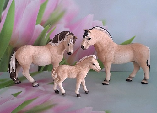 Schleich pferd fjord familie - schleich,