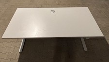 Höhenverstellbarer Palmberg Schreibtisch 1600x800x 650 - 1250
