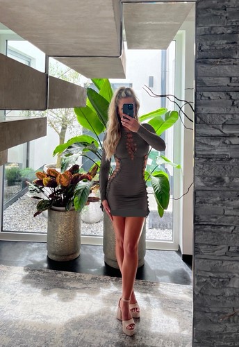 Kleid mit cut outs - outs, grau