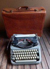 Hummel Junior 2 Schreibmaschine Typewriter + Leder Tasche Vintage 60er Jahre