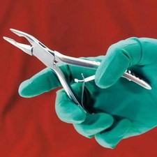 Hohlmeisselzange nach Luer