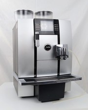 JURA GIGA X7c Professional Kaffeemaschine Aluminium mit Festwasseranschluss