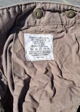 BUNDESWEHR Arbeitsanzughose, olivgrüne Kulthose, vorgewaschen, Gr. 50, wie neu