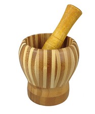 Mörser aus holz mit stößel - mörser,