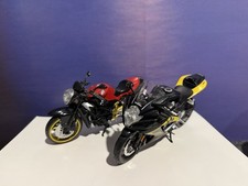 2 Motorrad Modelle in 1:12 MV Augusta Brutale und Suzuki GSXR