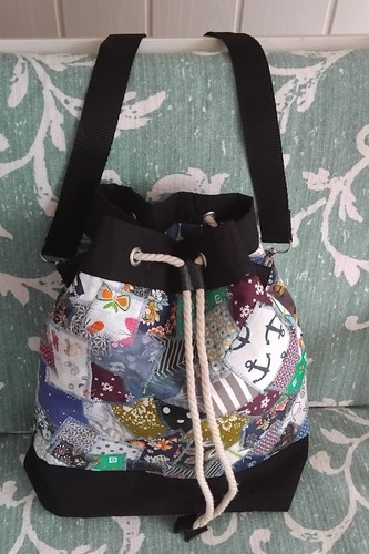 Beuteltasche aus restestoffe - beuteltasche,