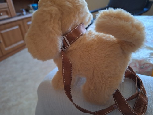 Beweglicher hund - beweglicher,