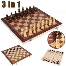 Schachspiel mit schachfiguren - schachspiel,
