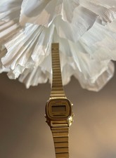 Casio Damen Armbanduhr