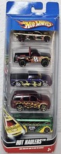 Hot Wheels 2010 - Gift Pack - Hot Haulers 5-Pack /K23