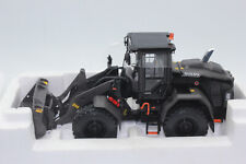 AT Collection VOLVO 3200119 L60H limited Edition BLACK 1:32 Radlader 1:32 NEU
