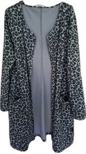 Cardigan Damen Jacke Leoprint Boutiquenware Made in Italy, Größe ca. 40/42 ??