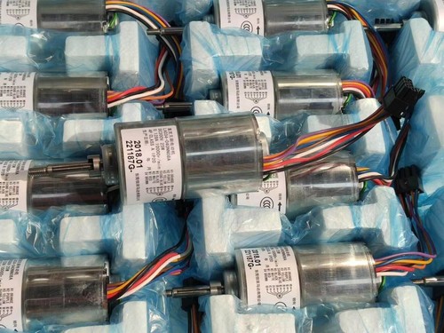 1pcs new la034 040nn08a dc300v - 1pcs,