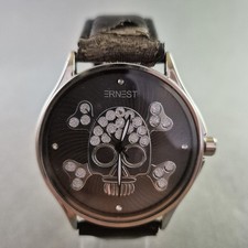 Ausgefallene Ernest Herrenarmbanduhr mit Totenkopf-Design