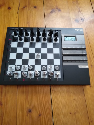 Schachcomputer saitek mephisto - schachcomputer,