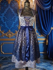 Königliches Dirndl Country