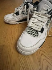 Air Jordan 4 Retro