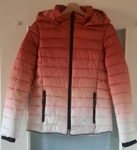 Wattierte steppjacke mit - steppjacke,