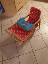 kinderhochstuhl mit tisch