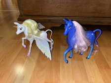2 Einhörner-Pferde - für Barbie geeignet - von Mia und Me - Onchau und Ono(?)