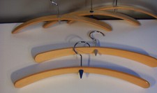 5 x Designer Garderobenkleiderbügel, Kleiderbügel Garderobenbügel Buche & Metall