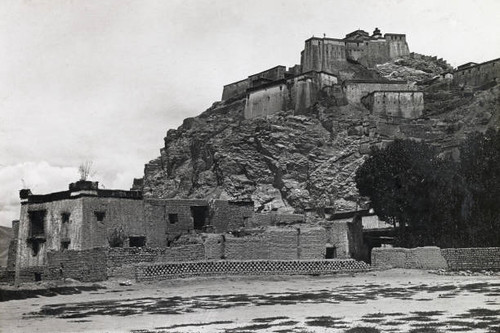Gyantse dzong vom südwesten - dzong,