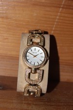 Schöne elegante DKNY Armbanduhr Damenarmbanduhr in Gold