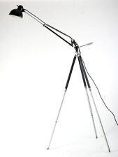 TRIPOD FLOOR LAMP ARCHITEKTEN STEHLAMPE INDUSTRIE DESIGN LAMPE  ART DECO BAUHAUS