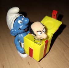 Schlumpf mit Gargamel       im
