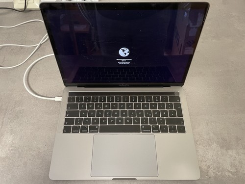 Macbook pro retina model - retina,,