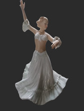 Porzellan Figur Tänzerin