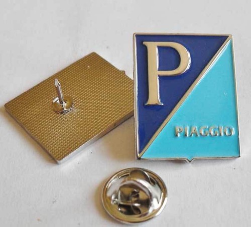 Vespa piaggio emblem pin - piaggio, (mba